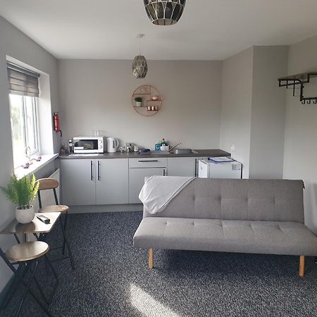 Happy Airfield Studio Sandtoft Esterno foto